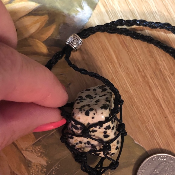 Dalmation jasper necklace handmade macrame pouch healing crystal necklace black - Picture 5 of 6
